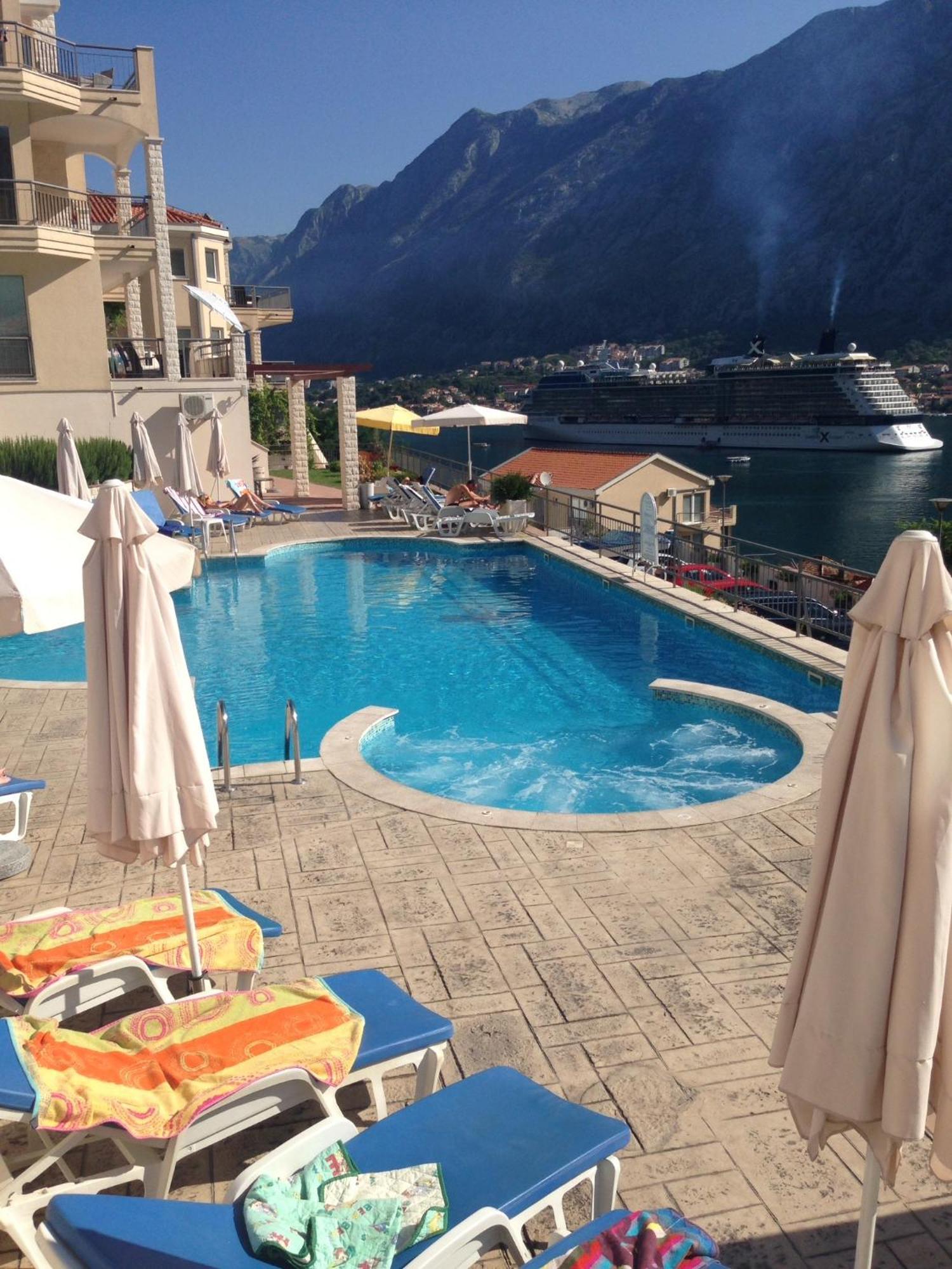 Apartment Fjord Waterfront Kotor Exterior photo