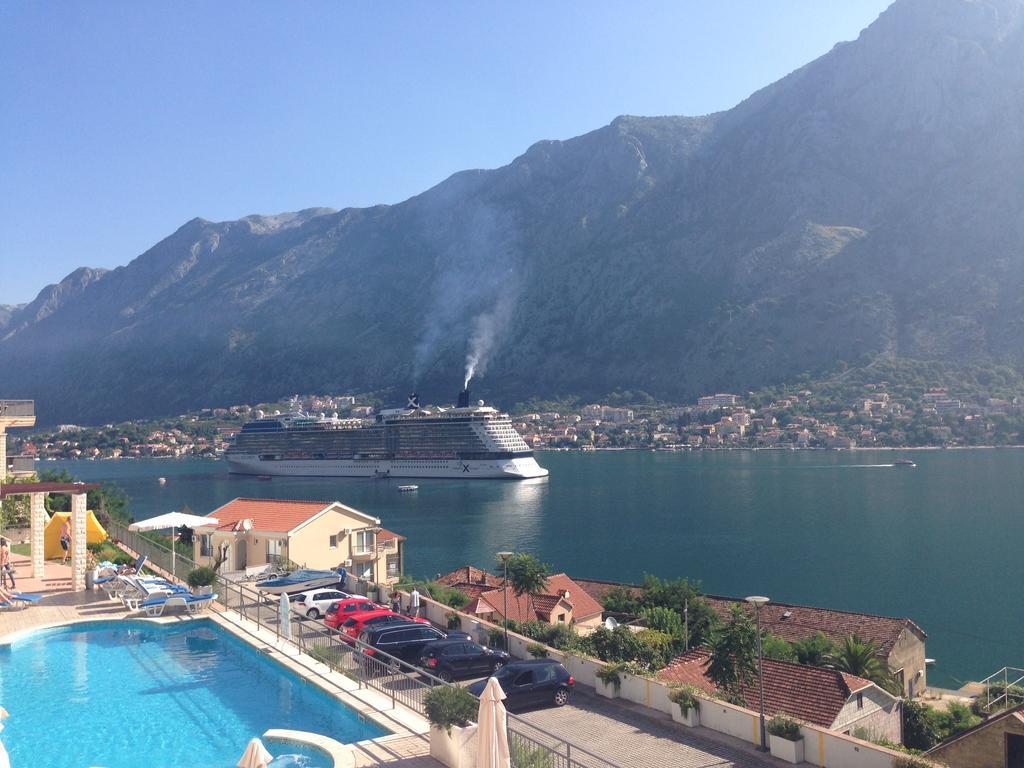 Apartment Fjord Waterfront Kotor Exterior photo